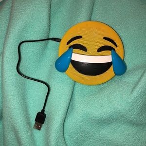 Emoji speaker
